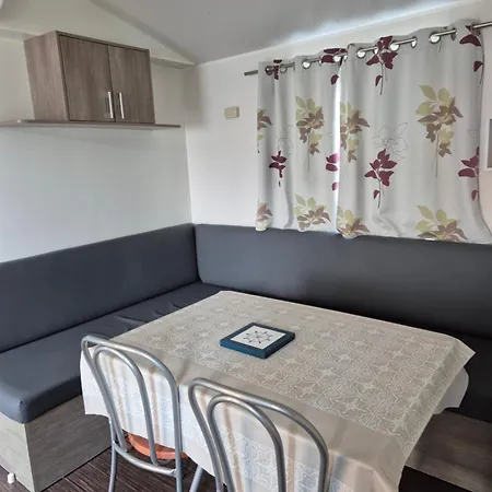 Holiday home Mobil -home Climatise 6 Personnes Novela