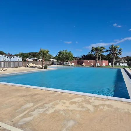 Holiday home Mobil -home Climatise 6 Personnes Novela