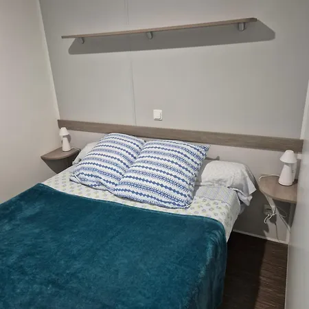 Holiday home Mobil -home Climatise 6 Personnes Novela