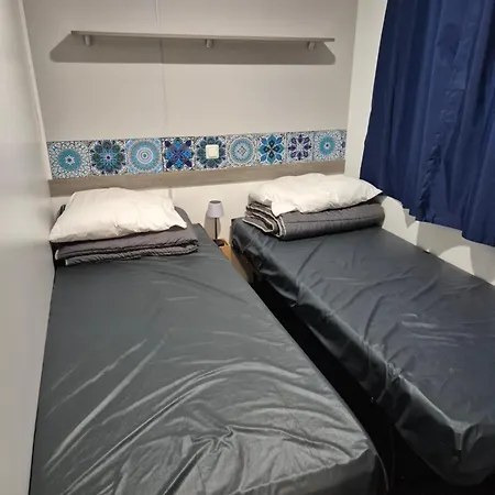 Mobil-home Climatise 6 Personnes A La Nouvelle *